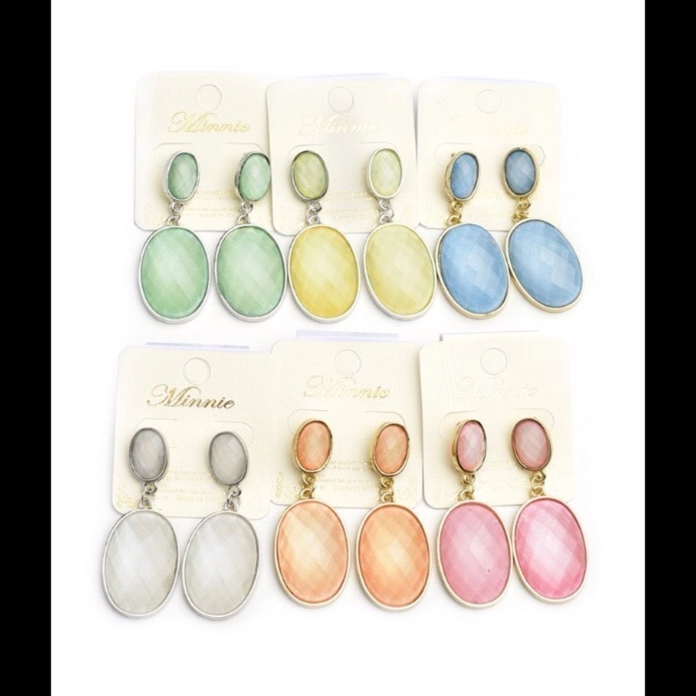 2/$15 NWT Green Gemstone Drop Earrings Gold Tone Statement Earrings